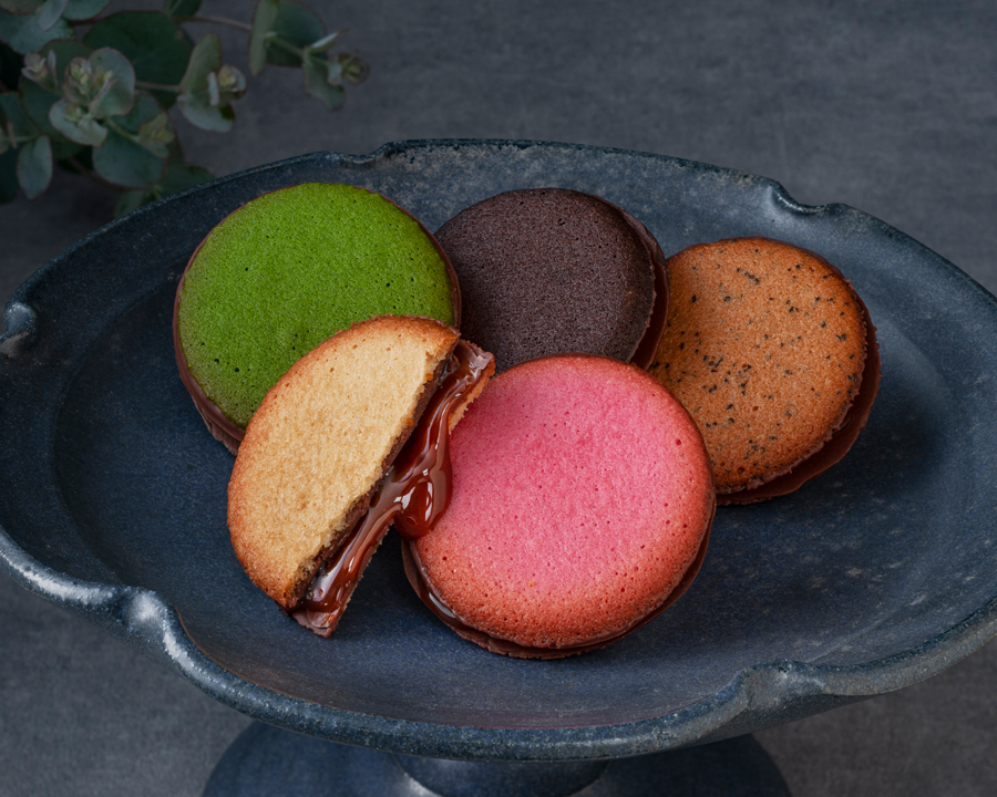 カカオサンパカ キャラメルショコラング 祝電のwinterキャンペーンを低価格で即日配達する電報サービス E Denpo